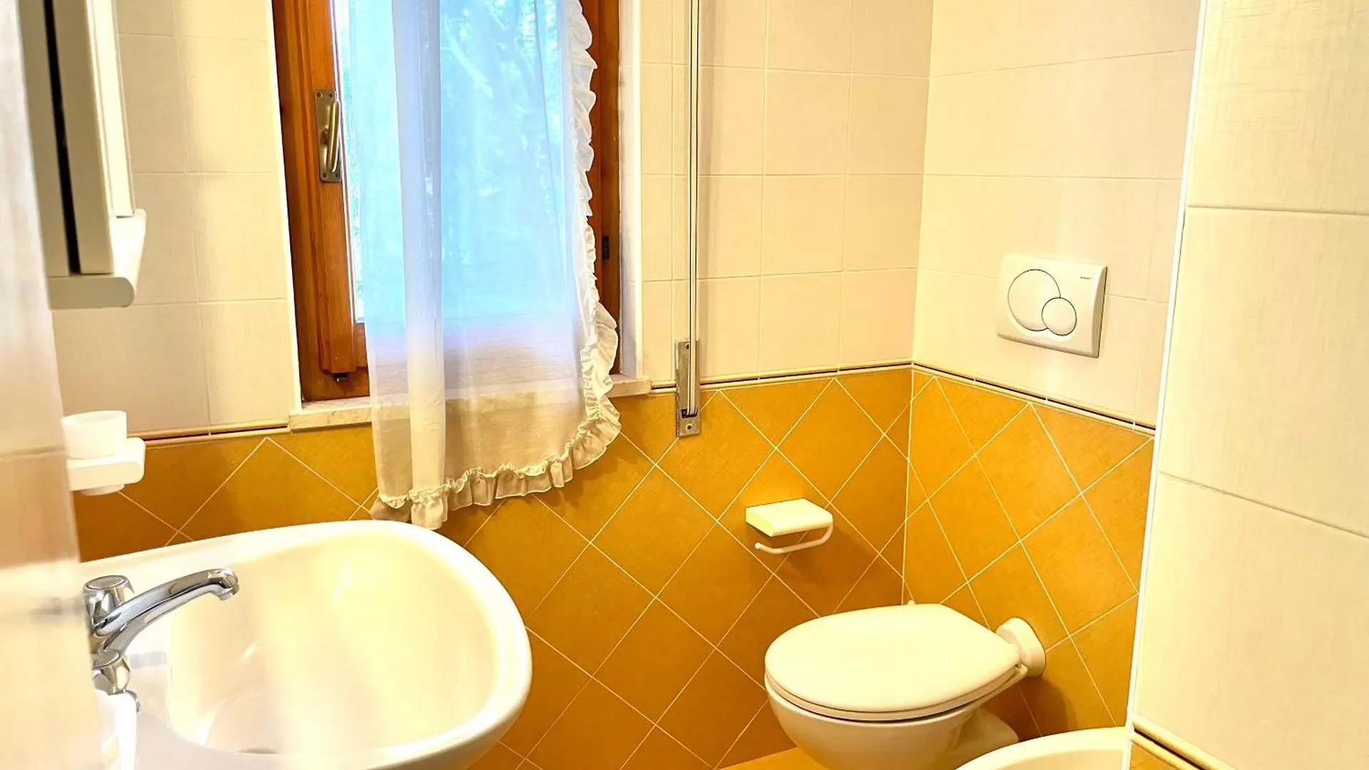 Platamona Villa Marina Con Piscina Sul Mare Lägenhet